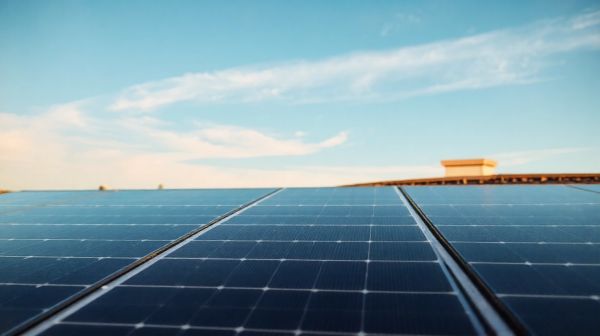 Découvrez les avantages des panneaux solaires d'arrivelec